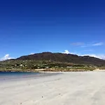 Errisbeg Bed + Breakfast *