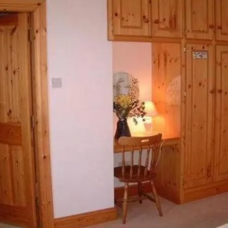 Errisbeg Bed + Breakfast Nocleg ze śniadaniem *