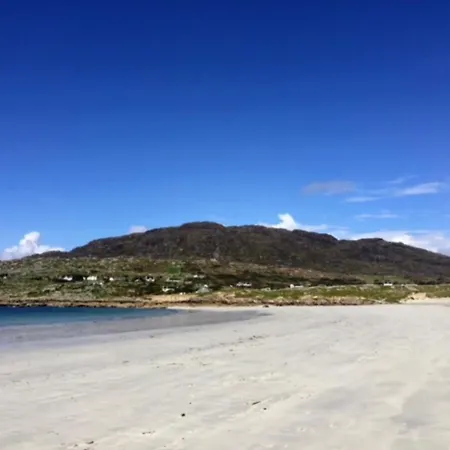 Errisbeg Bed + Breakfast *