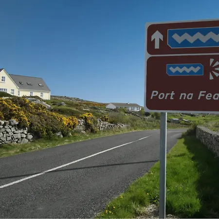 Errisbeg Bed + Breakfast Bed & Breakfast