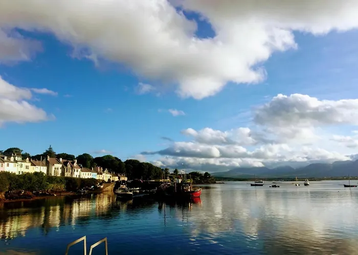 Errisbeg Bed + Breakfast *